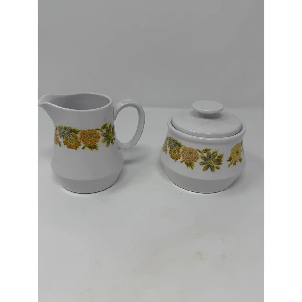 Noritake Progression Sunnyside 9003 Ceramic Sugar Bowl,‎ Lid & Creamer VTG EUC